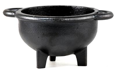Cast Iron Cauldron 3 1/2 dia 8 oz
