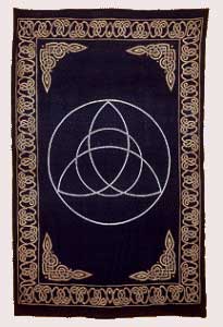 Triquetra Tapestry 72