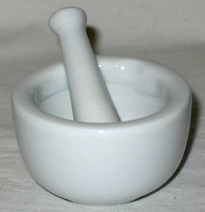 Mortar/Pestle White 2