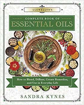 Complete Bk of Esssntial Oils by Sandra Kynest