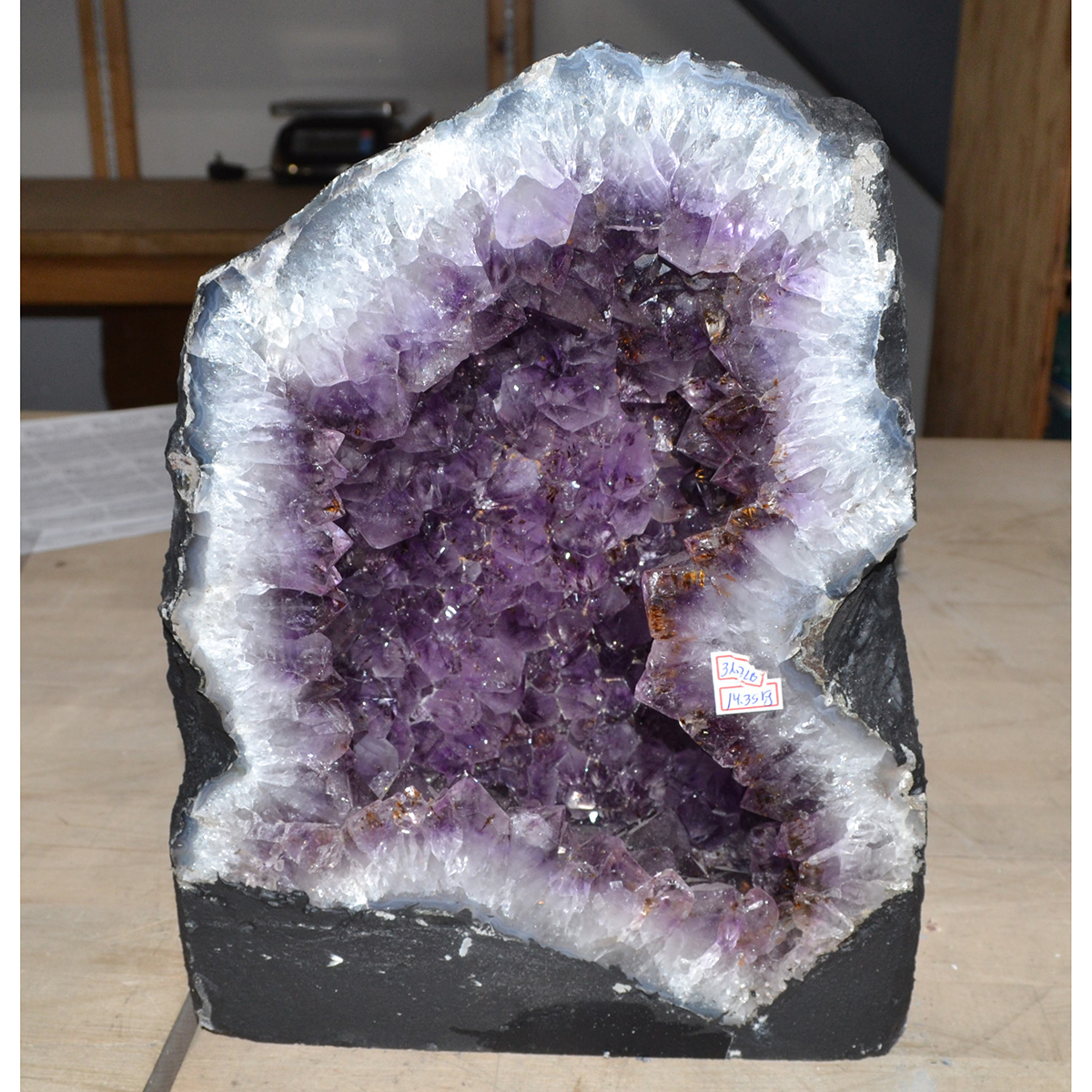 31.3# Amethyst cathedral