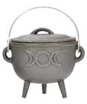 Triple Moon cast iron cauldron  4