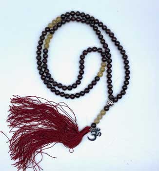 Garnet & Rultilated Quartz mala