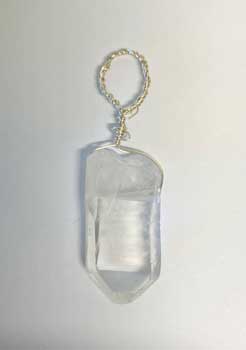 Quartz wire wrapped pendant