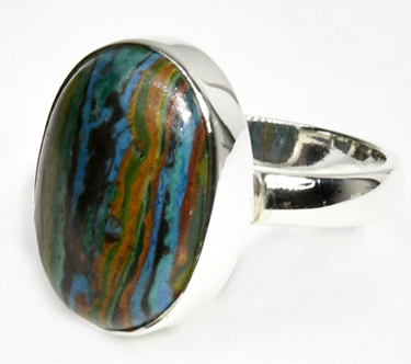 size 6 Rainbow Calsilca ring