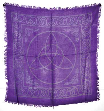 Triquetra altar cloth 18